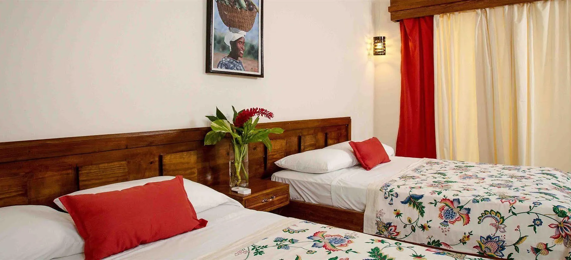 Hotel Restaurant Cyvadier Plage Jacmel 3*,