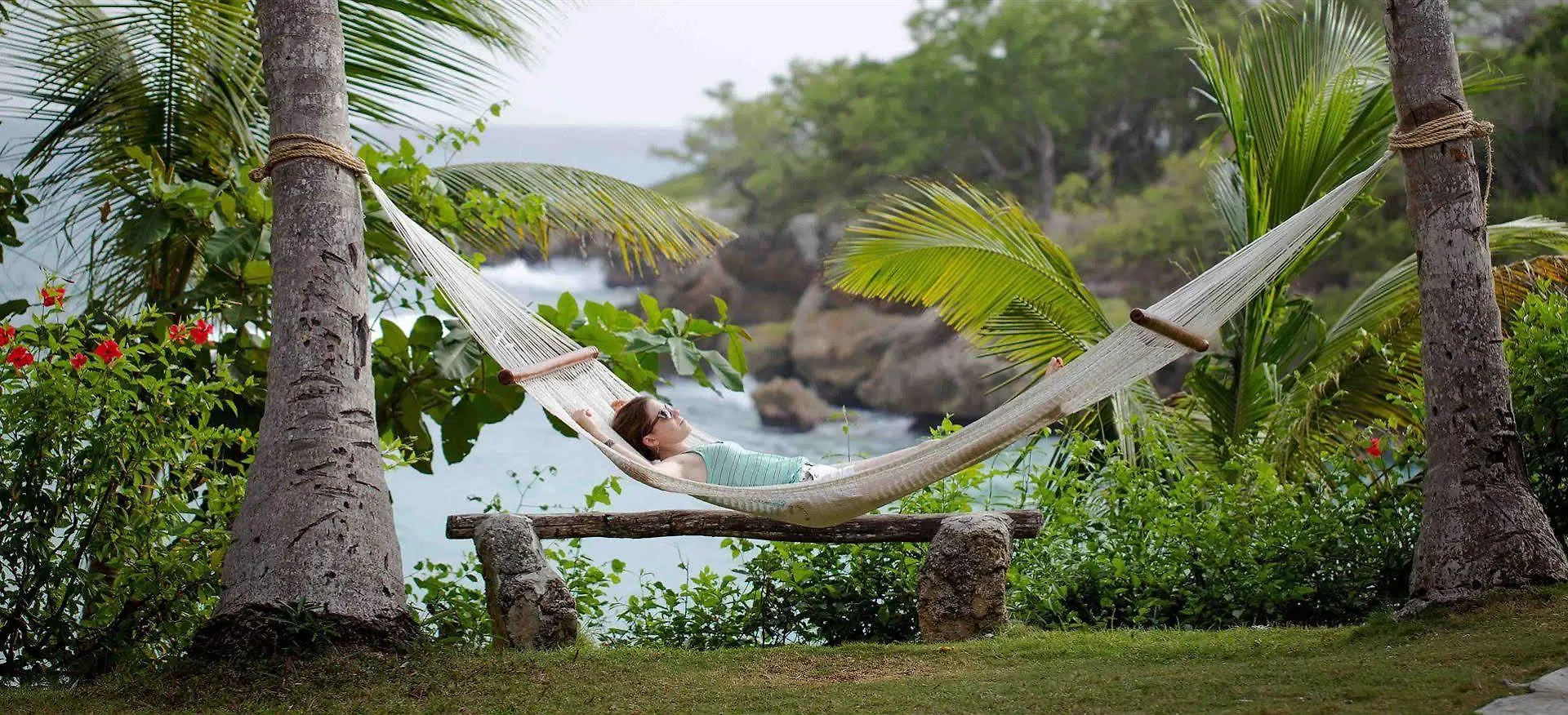 Hotel Restaurant Cyvadier Plage Jacmel