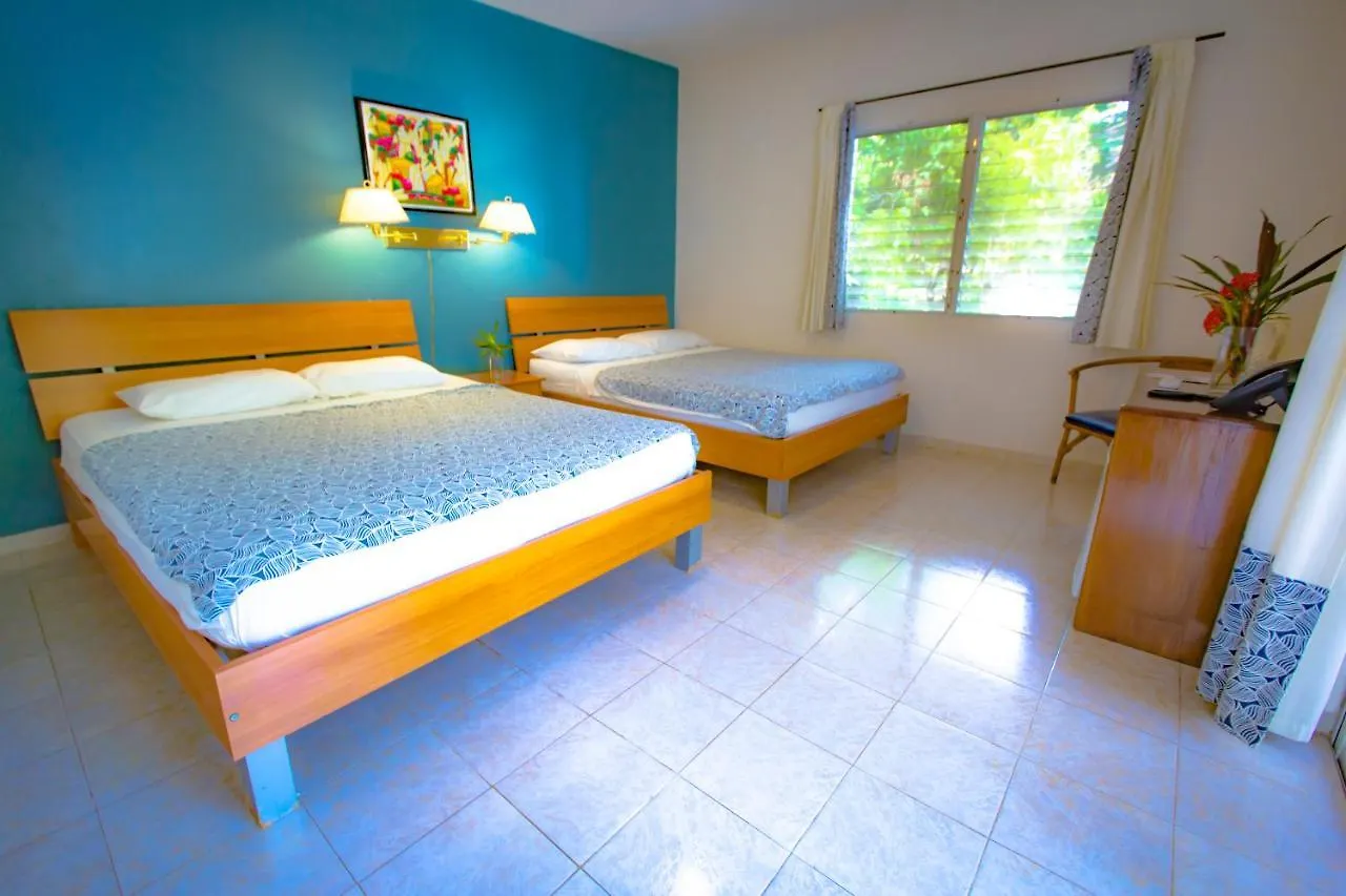 Hotel Restaurant Cyvadier Plage Jacmel Haiti