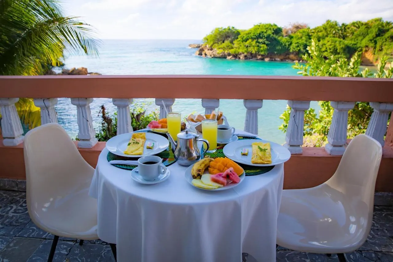 Hotel Restaurant Cyvadier Plage Jacmel